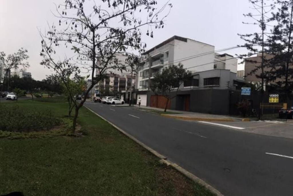 Amplio, Comodo Y Moderno Cerca Al Mall Appartement